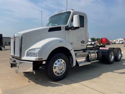 New 2025 Kenworth T880 Day Cab in Cedar Rapids Iowa