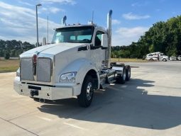 New 2025 Kenworth T880 Day Cab in Wilmington North Carolina