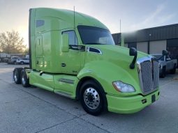 Used 2020 Kenworth T680 Sleeper in Tampa Florida