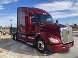 Used 2020 Kenworth T680 Sleeper in Windsor Wisconsin