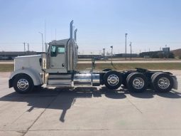 New 2025 Kenworth W900L Sleeper in York Nebraska