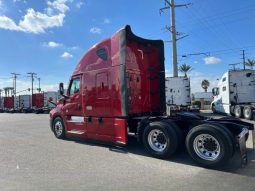 Used 2022 Freightliner Cascadia Sleeper in Fontana California