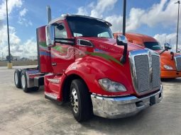 Used 2019 Kenworth T680 Day Cab in Converse Texas