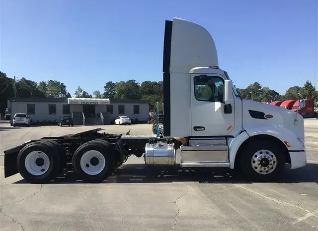 
								Used 2020 Peterbilt 579 Day Cab in Conley Georgia full									