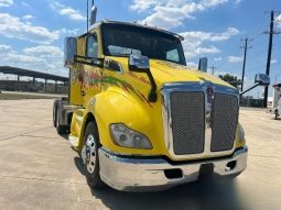 Used 2019 Kenworth T680 Day Cab in Converse Texas