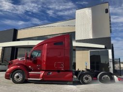 Used 2020 Kenworth T680 Sleeper in Windsor Wisconsin