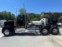 New 2025 Kenworth W900L Day Cab in McDonough Georgia