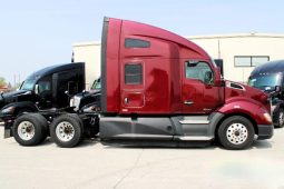 Used 2021 Kenworth T680 Sleeper in Laredo Texas