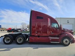 Used 2020 Kenworth T680 Sleeper in Oak Creek Wisconsin