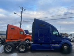 Used 2021 Kenworth T680 Sleeper in Dearborn Míchigan