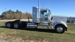 New 2025 Kenworth W900L Sleeper in York Nebraska