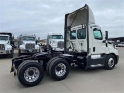 Used 2020 Freightliner Cascadia Day Cab in Jacksonville Florida