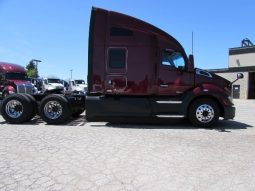 Used 2021 Kenworth T680 Sleeper in Oak Creek Wisconsin