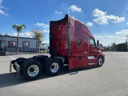 Used 2022 Freightliner Cascadia Sleeper in Fontana California