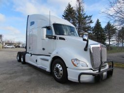 Used 2021 Kenworth T680 Sleeper in Oak Creek Wisconsin