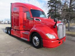 Used 2020 Kenworth T680 Sleeper in Oak Creek Wisconsin