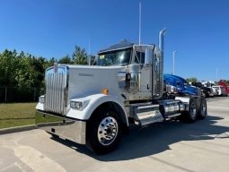 New 2025 Kenworth W900L Day Cab in Clinton North Carolina