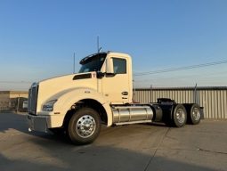 New 2025 Kenworth T880 Day Cab in Des Moines Iowa