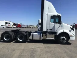 Used 2020 Volvo VNR 300 Day Cab in French Camp California