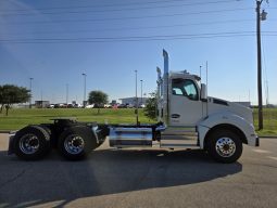 New 2025 Kenworth T880 Day Cab in Englewood Colorado