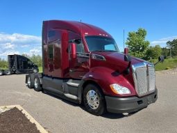 Used 2021 Kenworth T680 Sleeper in Converse Texas