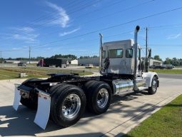 New 2025 Kenworth W900L Day Cab in Clinton North Carolina