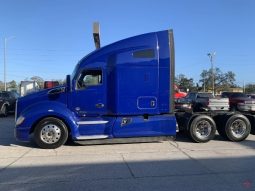 Used 2021 Kenworth T680 Sleeper in Tampa Florida