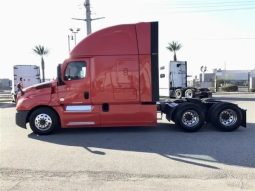 Used 2022 Freightliner Cascadia Sleeper in Fontana California