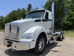 New 2025 Kenworth T880 Day Cab in Longview Texas