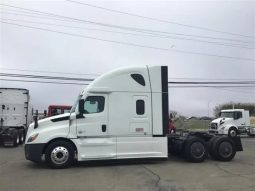 Used 2021 Freightliner Cascadia Sleeper in French Camp California