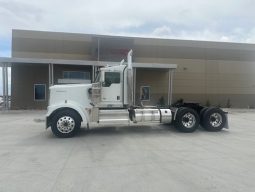 New 2025 Kenworth W900L Day Cab in Colorado Springs Colorado