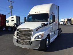 Used 2022 Freightliner Cascadia Sleeper in Cincinnati Ohio