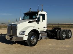 New 2025 Kenworth T880 Day Cab in Odessa Texas