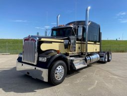 New 2025 Kenworth W900L Sleeper in Clinton North Carolina