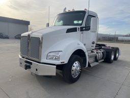 New 2025 Kenworth T880 Day Cab in St. Joseph Missouri