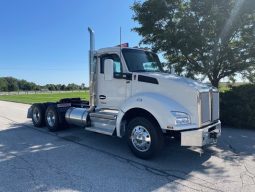 New 2025 Kenworth T880 Day Cab in Columbia Missouri