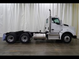 New 2025 Kenworth T880 Day Cab in Columbia Missouri