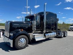 New 2025 Kenworth W900L Sleeper in Clinton North Carolina