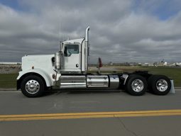 New 2025 Kenworth W900L Day Cab in Little Rock Arkansas