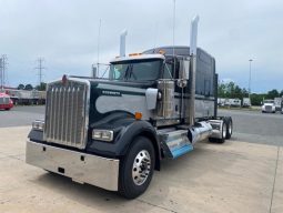 New 2025 Kenworth W900L Sleeper in Concord North Carolina