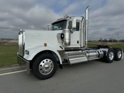 New 2025 Kenworth W900L Day Cab in Little Rock Arkansas