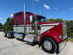 New 2025 Kenworth W900L Sleeper in Springfield Missouri