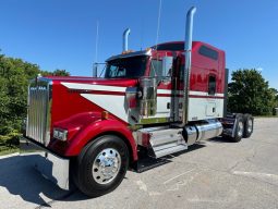 New 2025 Kenworth W900L Sleeper in Springfield Missouri