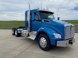 New 2025 Kenworth T880 Sleeper in Salina Kansas