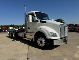 New 2025 Kenworth T880 Day Cab in Dallas Texas