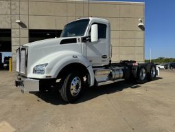 New 2025 Kenworth T880 Day Cab in Dallas Texas