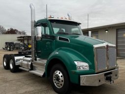 New 2025 Kenworth T880 Day Cab in Jonesboro Arkansas