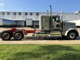 New 2025 Kenworth W900L Sleeper in Murfreesboro Tennessee