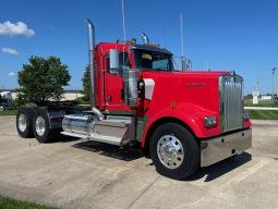 New 2025 Kenworth W900L Day Cab in Macon Georgia