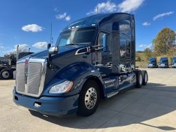 Used 2022 Kenworth T680 Sleeper in Memphis Tennessee